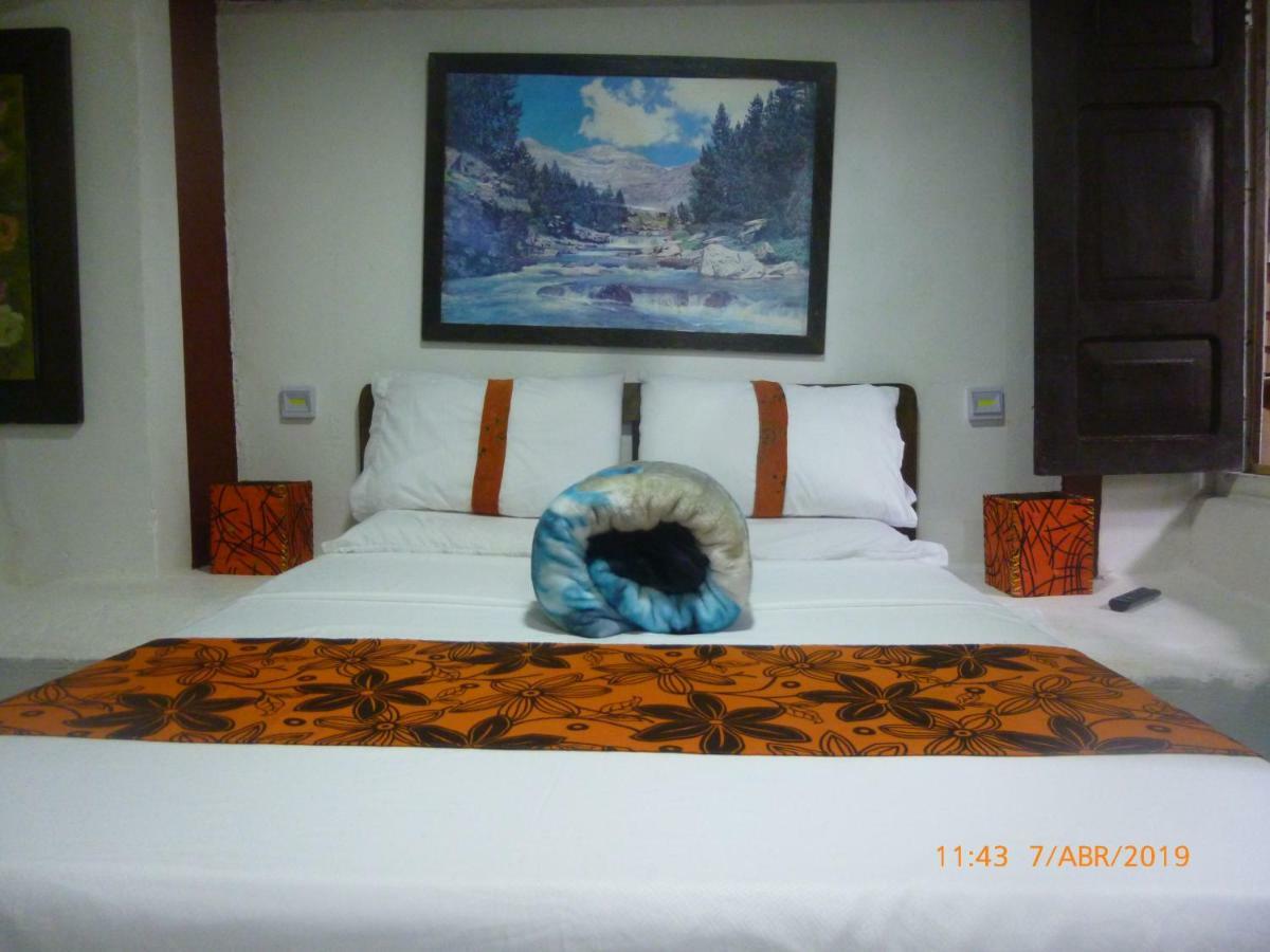 Hotel Casa Turistica Art-Velez Salento Zewnętrze zdjęcie