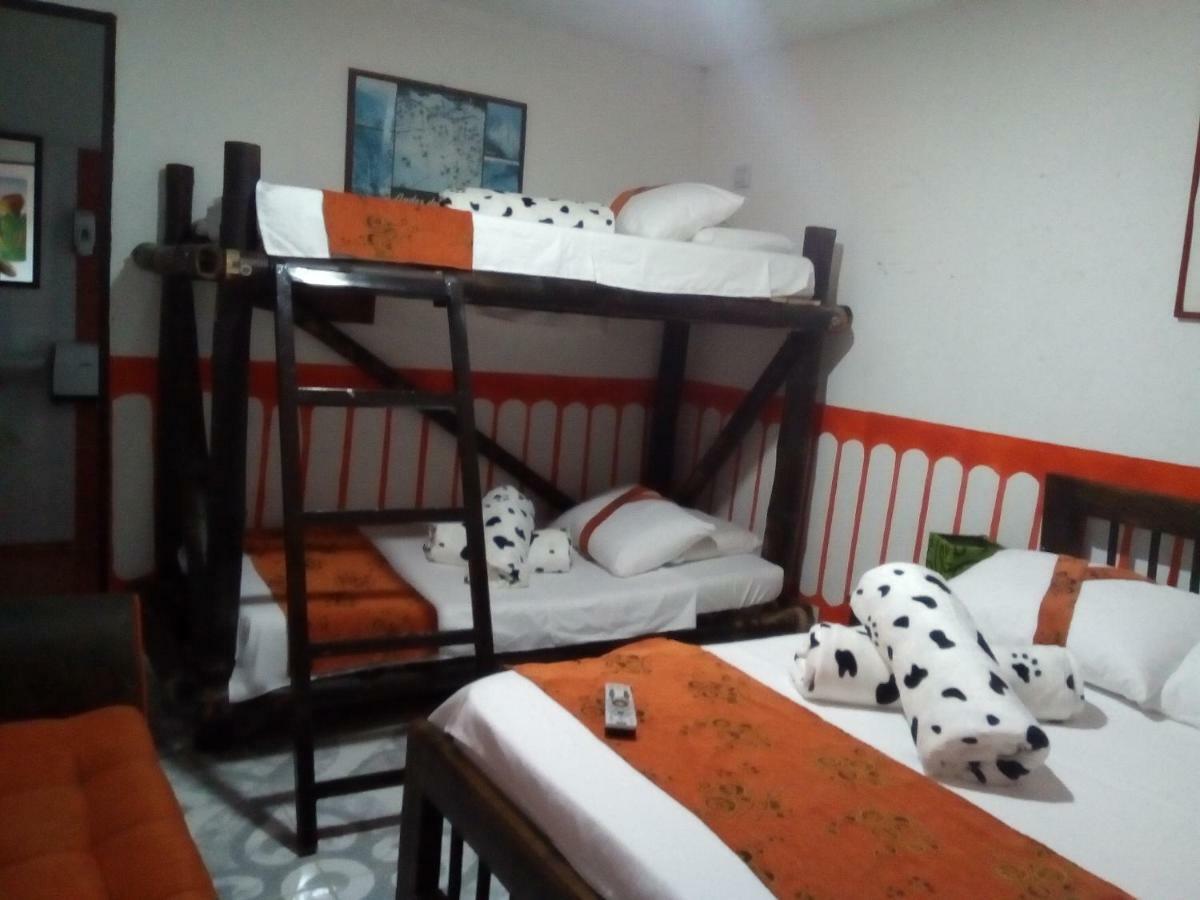 Hotel Casa Turistica Art-Velez Salento Zewnętrze zdjęcie